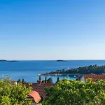 Azur Villa *