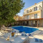 Azur Villa Mlini