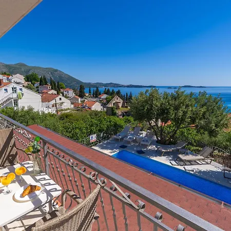 Azur Villa Mlini