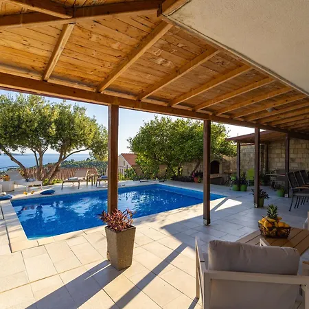 Azur Villa *