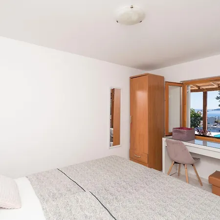 Azur Villa Mlini